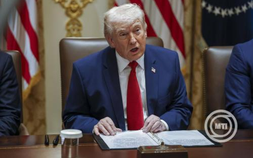 Ukrajnai háború - Háromnapos tűzszünetet jelentett be Trump Ukrajna és Oroszország között