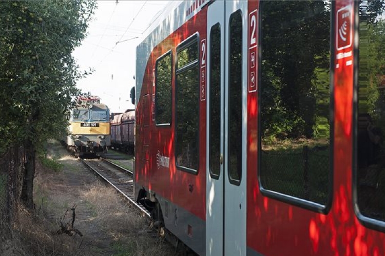 Valószínűleg emberi hiba okozta a Dunakeszinél történeteket a MÁV szerint