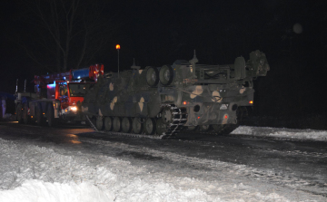 Szalay-Bobrovniczky Kristóf: megérkeztek Veszprém környékére a Wisent műszaki vontatók